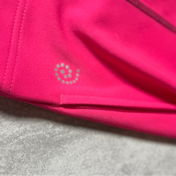 Retro Power Pink and Black Be Inspired Activewear Set NWOT - Picture 6 of 14